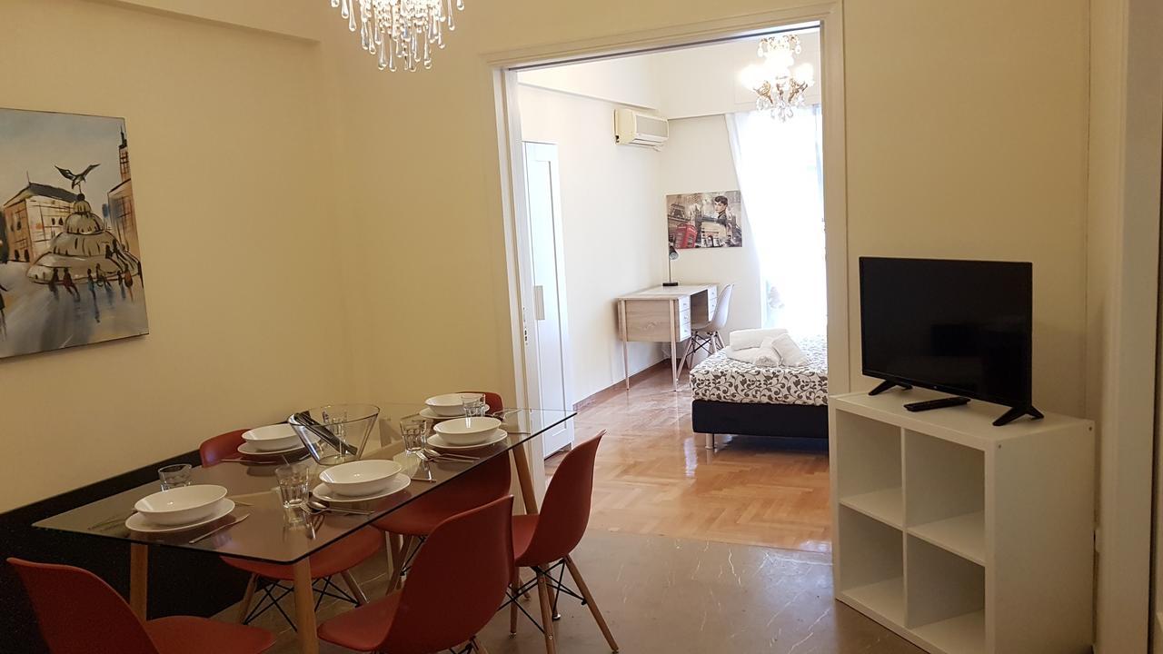 Menta Errathens Apartment - Athens Center, 5 Bd, 2 Bath Екстер'єр фото